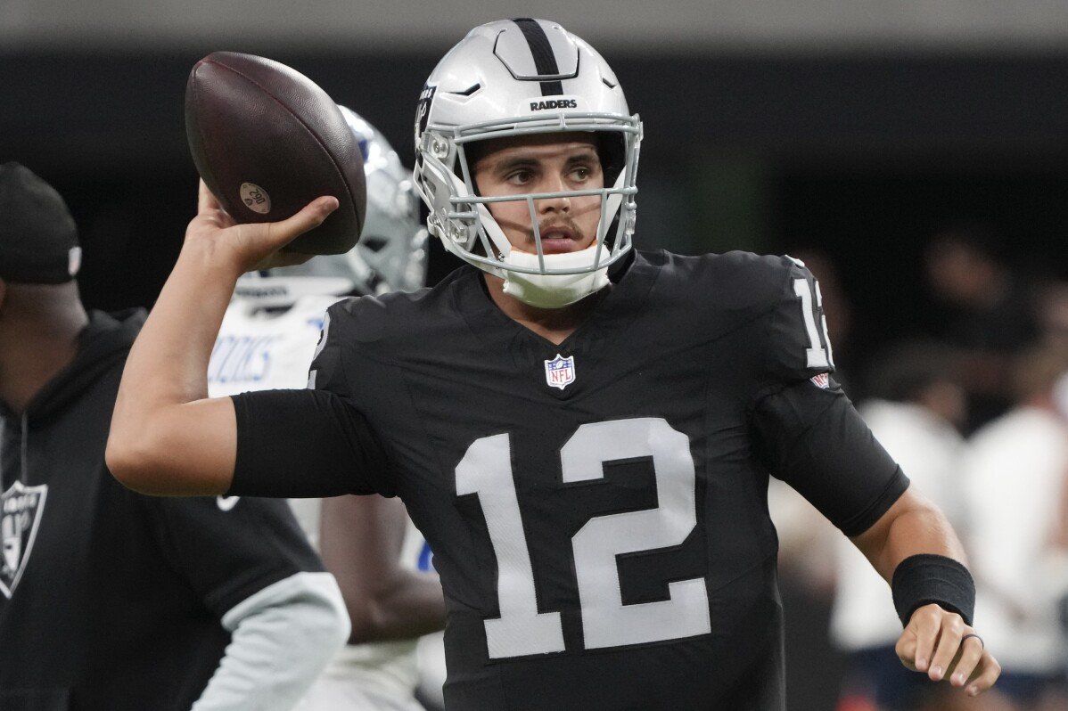 Situação incerta do quarterback titular de Las Vegas permanece enquanto Raiders caem 27-12 para os Cowboys